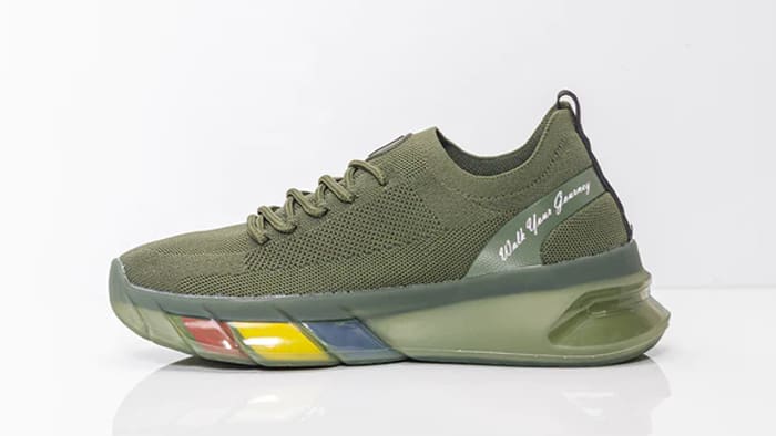 Bathu Sneakers